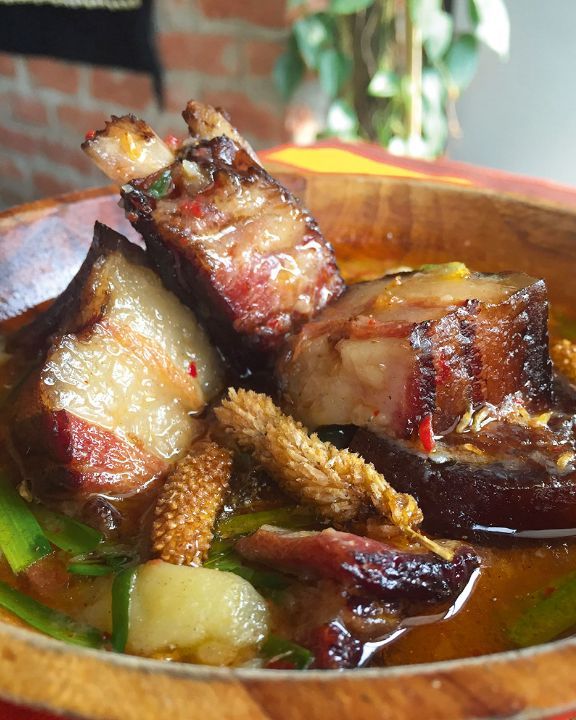 smoked pork with axone — Indigenous Dishes