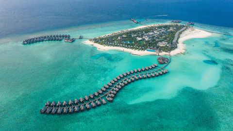 Explore Over- And Under-water Marvels At Heritance Aarah Maldives