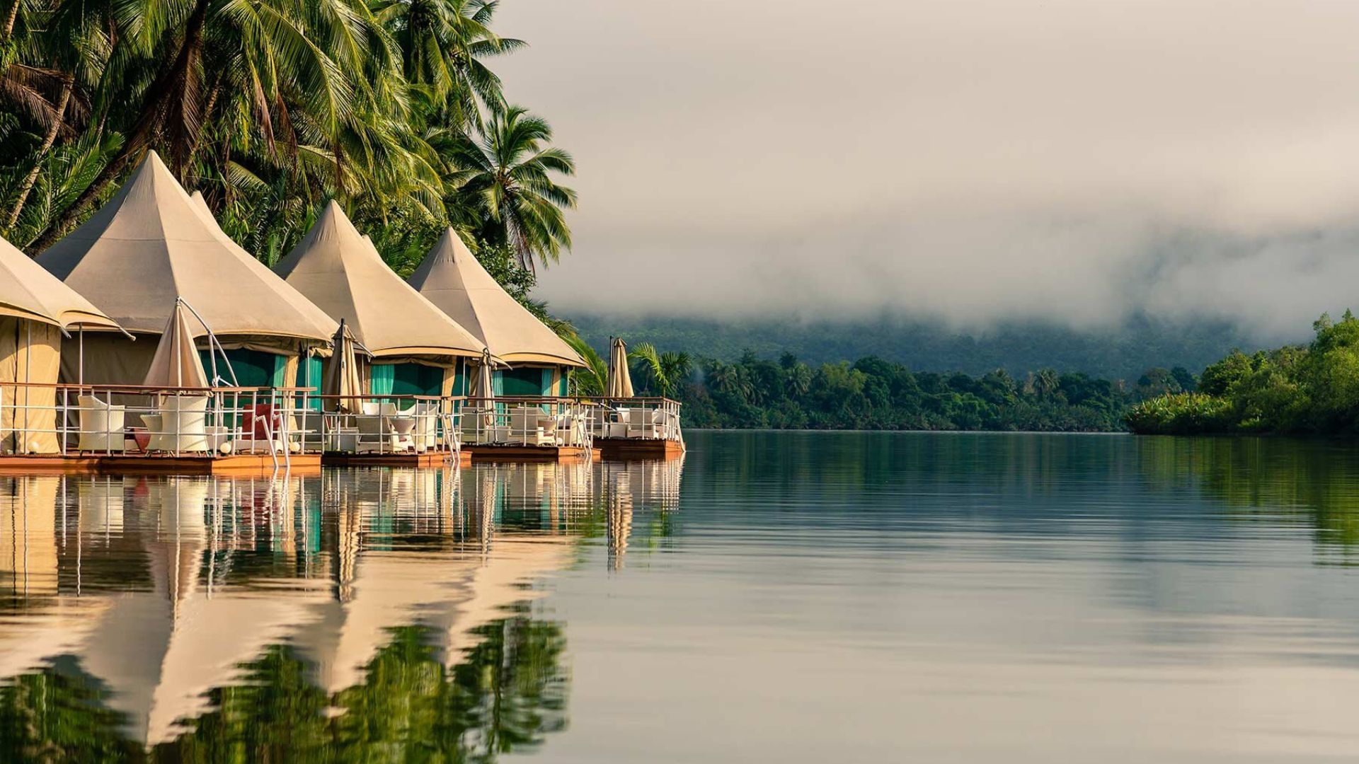 Overwater hotels