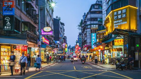 From Colaba Causeway In Mumbai To Yaowarat Road In Bangkok: These Are The 'Coolest' Streets In The World