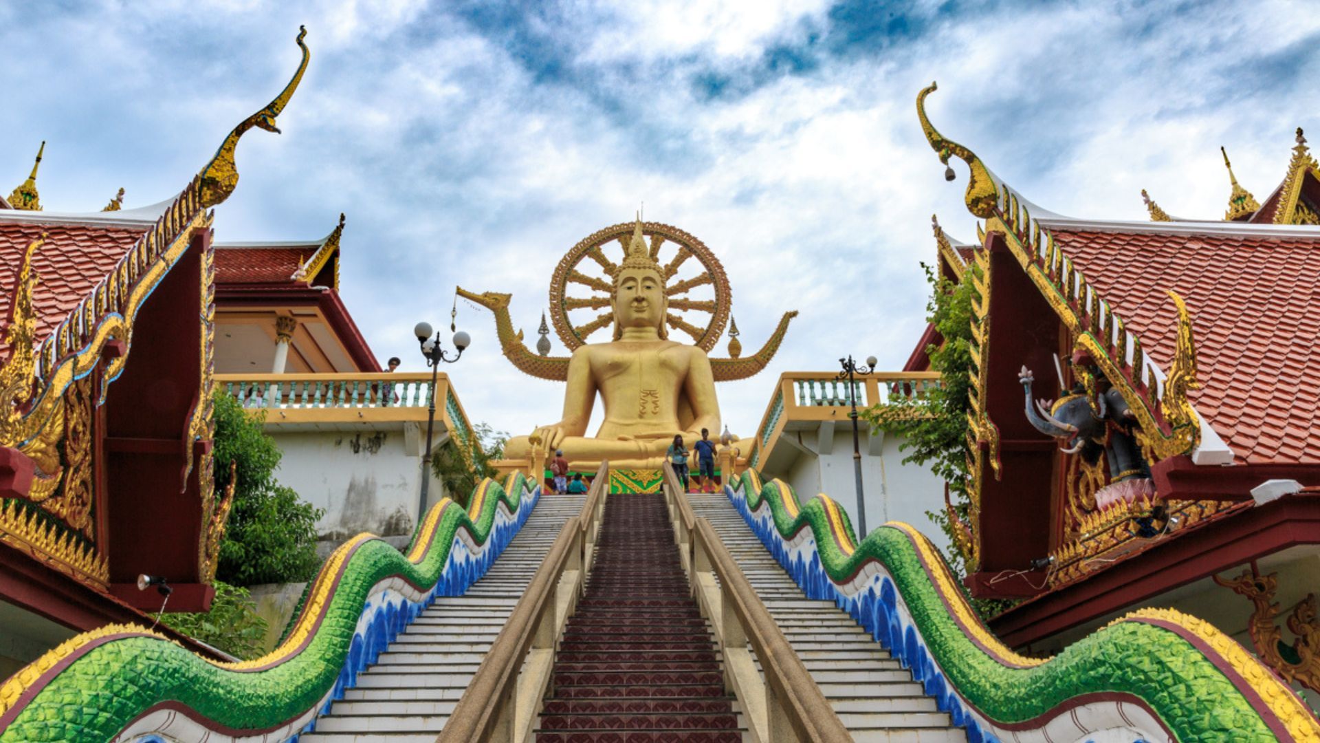 Wat Phra Yai