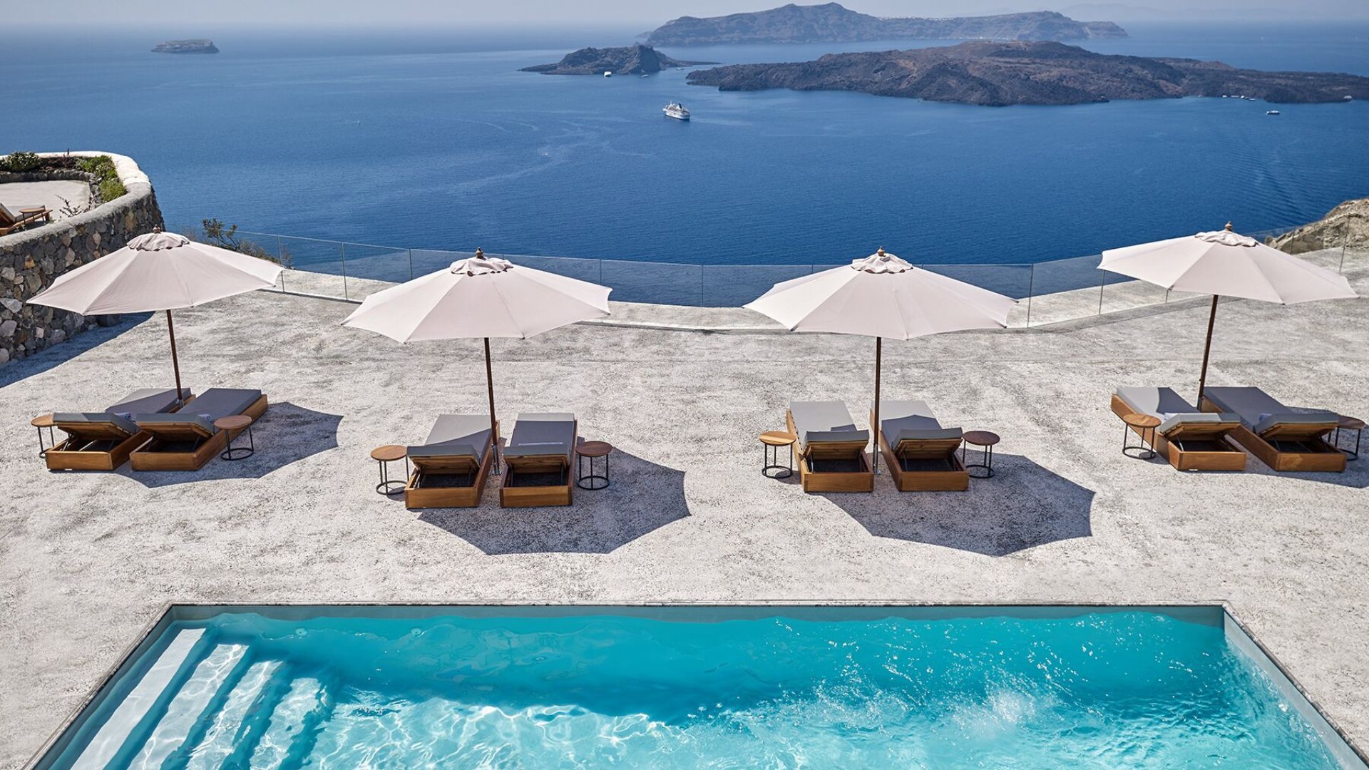 Santorini: 48 Hour Guide To Stunning Hotels, Food & Secret Beaches