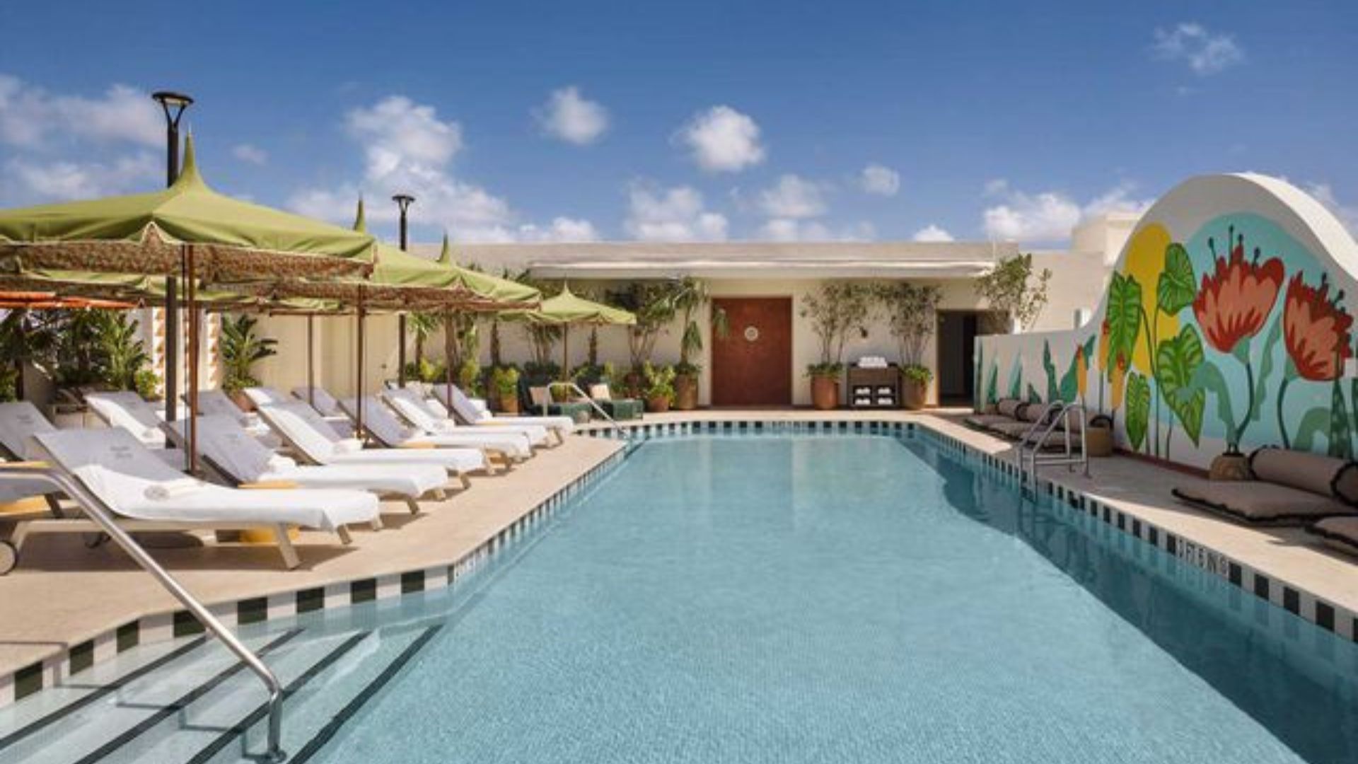 Luxe Miami Hotel