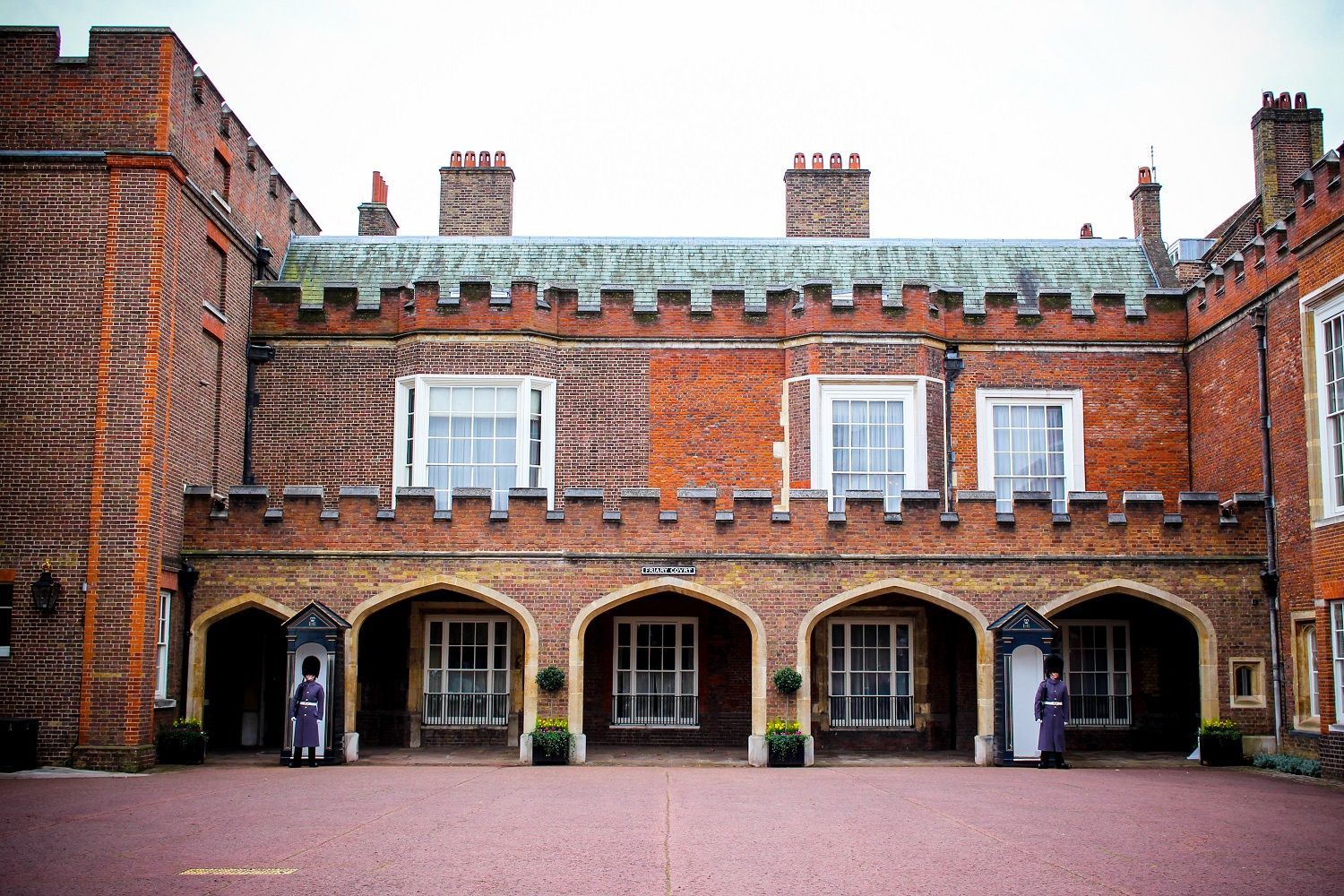 St James Palace Guards