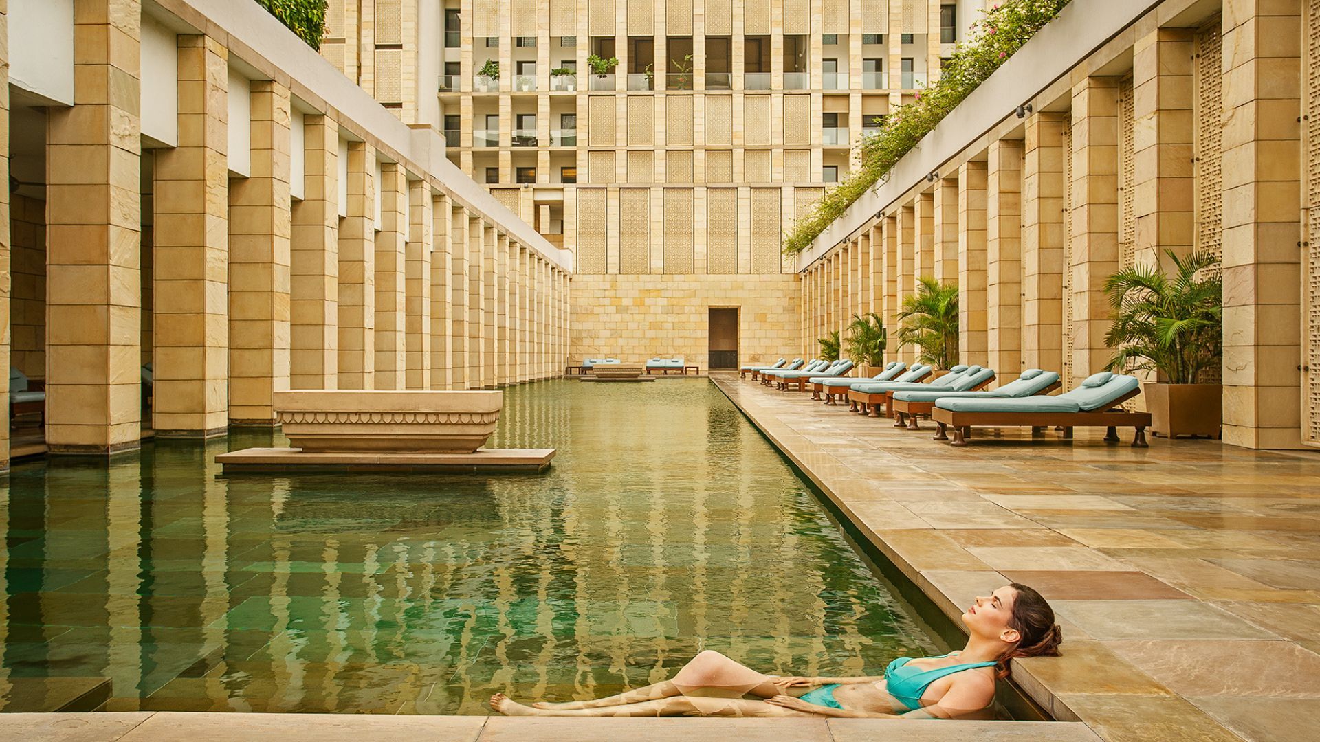 swimming pool