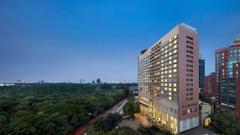 At JW Marriott Hotel Bengaluru, Find Modern Luxury In Abundance