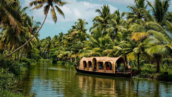 Kerala Wins The Most Prestigious ‘Responsible Tourism Global Award’ At The World Travel Market, London