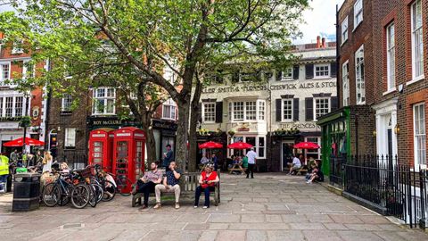 6 Can't-Miss Pubs, Inns, Shops, And Towns In The UK, According To T+L Editors