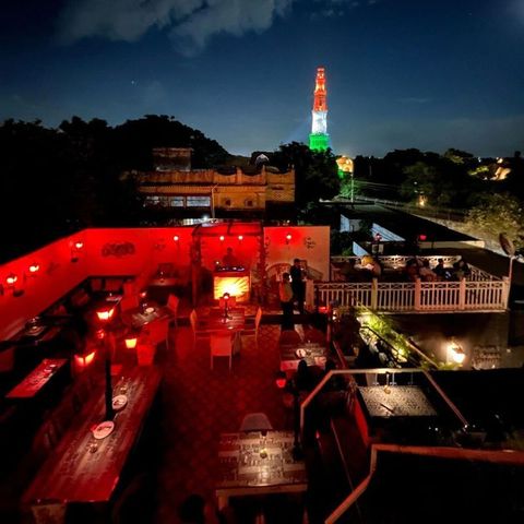 Rooftop Restaurants In Delhi For The Perfect Winter Vibes
