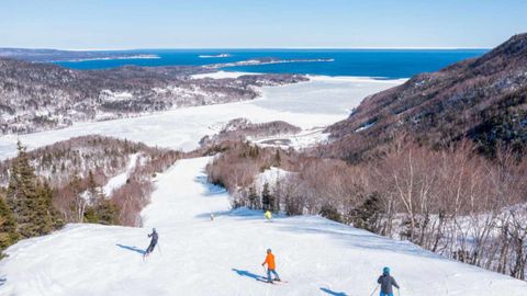 This Canadian Ski Resort Is One Of The Few Places You Can See The Ocean From The Slopes
