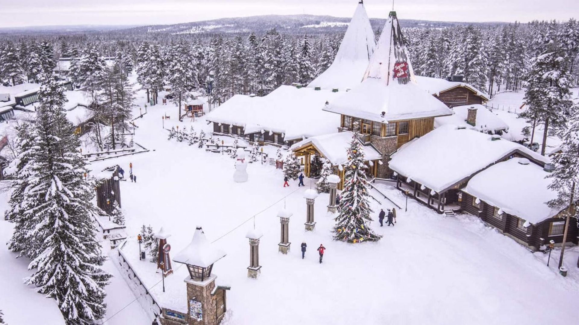 best time to visit santa claus village