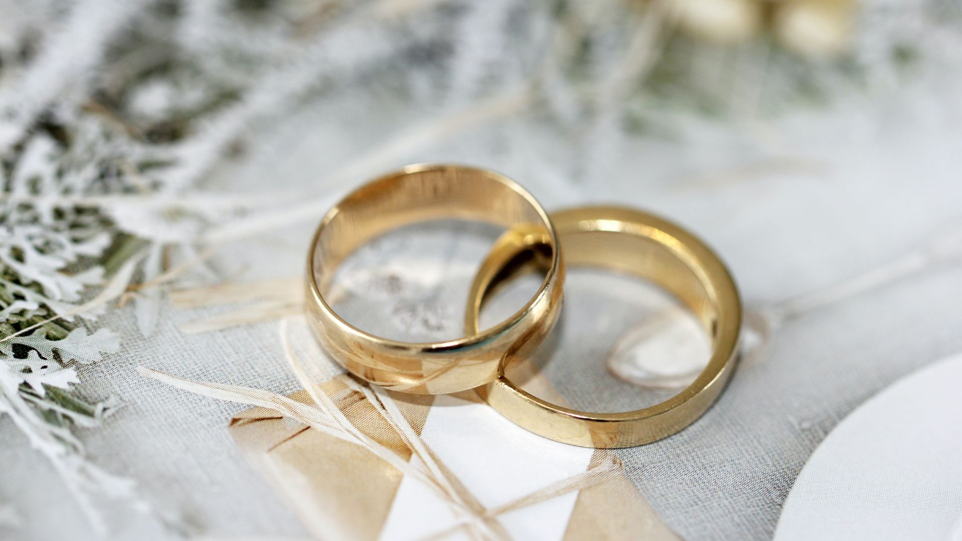 Couple & Wedding Ring Sets - HappyLaulea