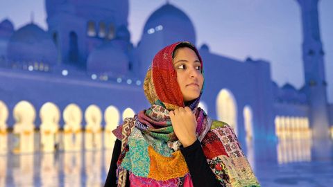 See The Art & Architecture Of Abu Dhabi With Content Creator Ankita Kumar