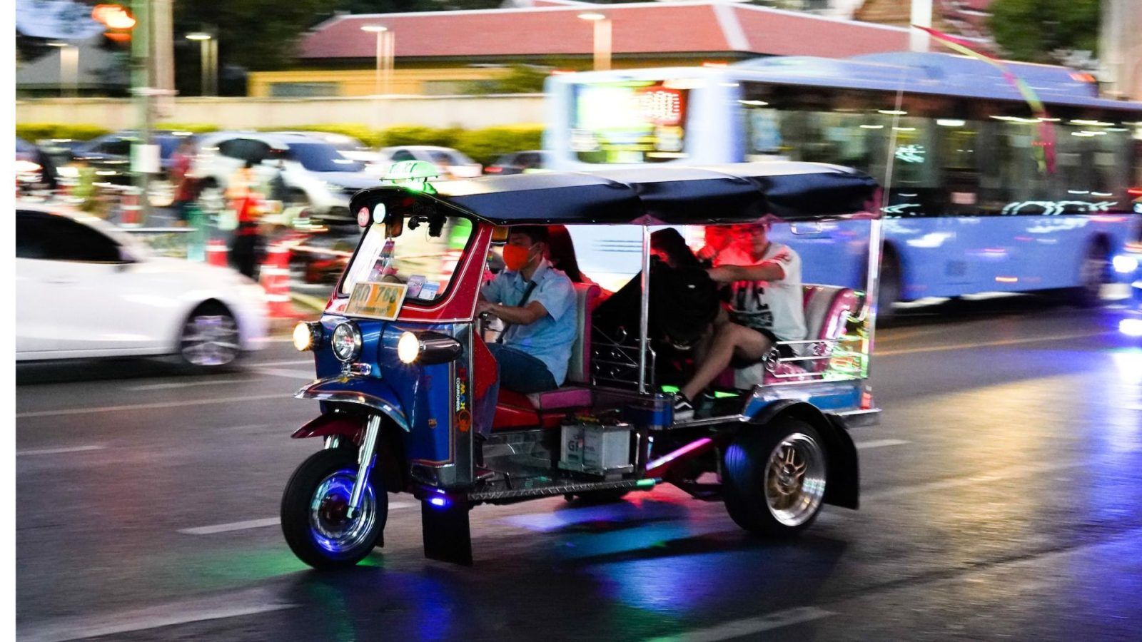 Why The Tuk-Tuk Ride-Hailing Apps Are Gaining Popularity In Bangkok