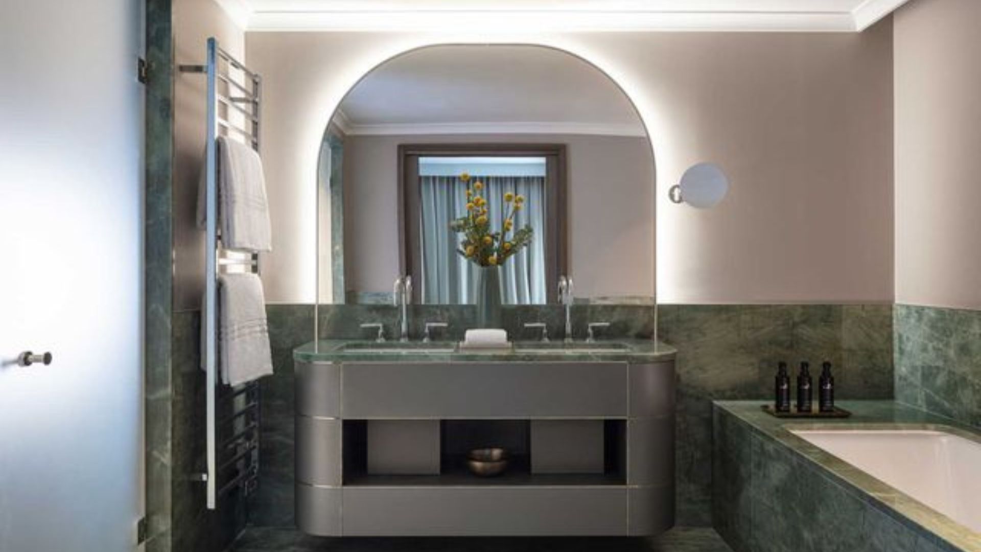 Presidential Bathroom