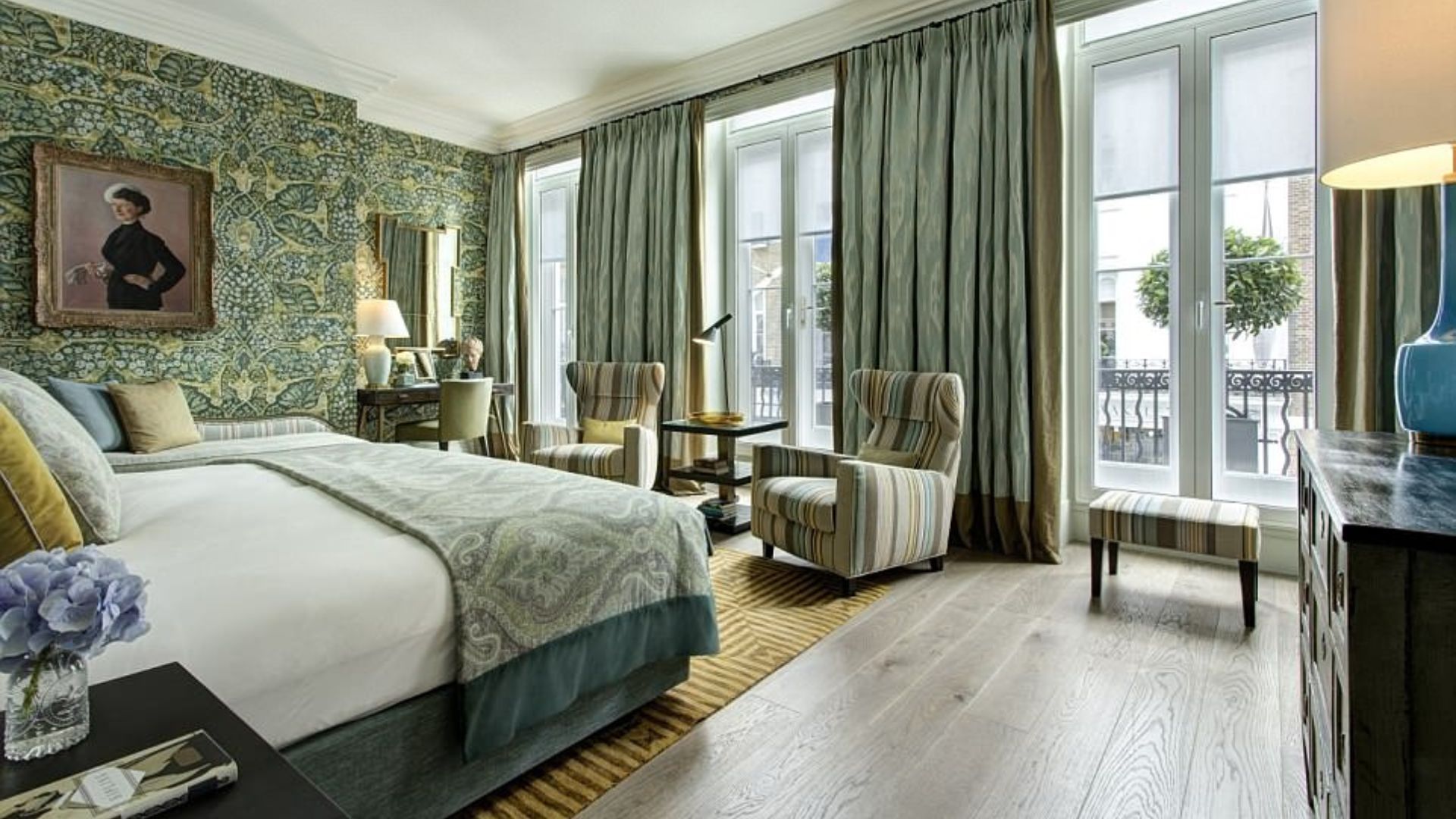 Kipling suite in the Brown's Hotel Famous People Suites