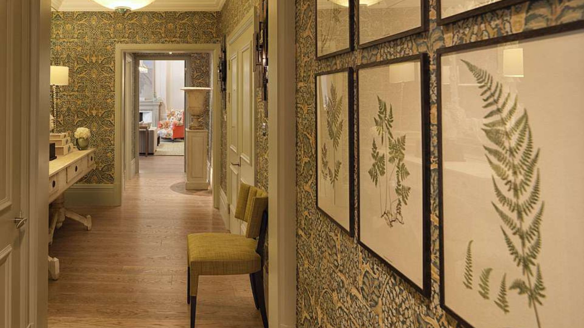 Famous People Suites