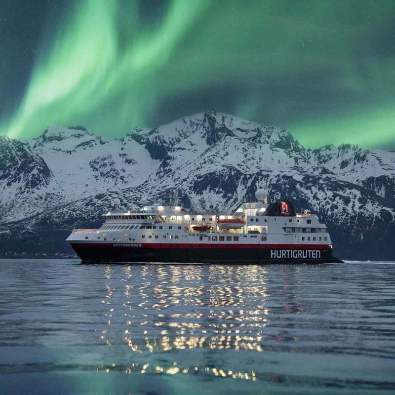 7 Of The Best Northern Lights Cruises
