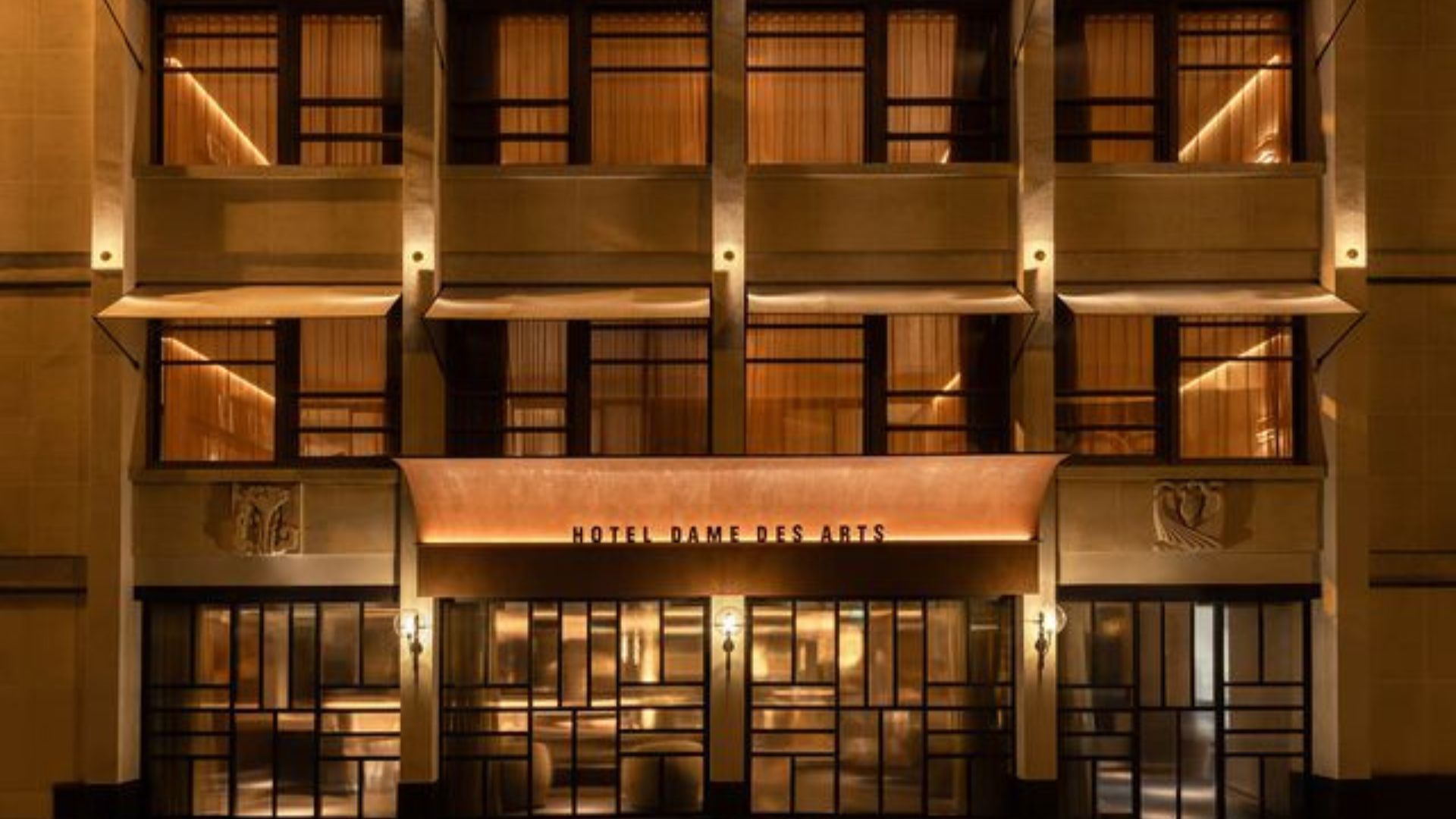 Paris Hotel
