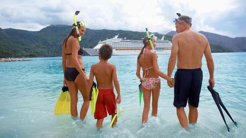 Cruises Vs. All-Inclusive Resorts: Which Is Best For Your Next Vacation?