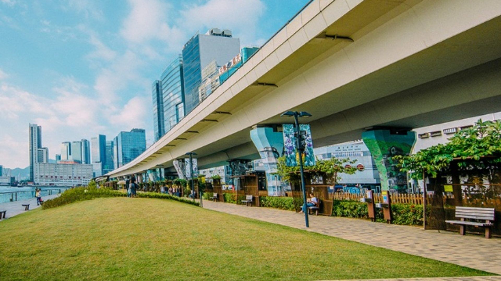overrated places in hong kong - kwun tong promenade