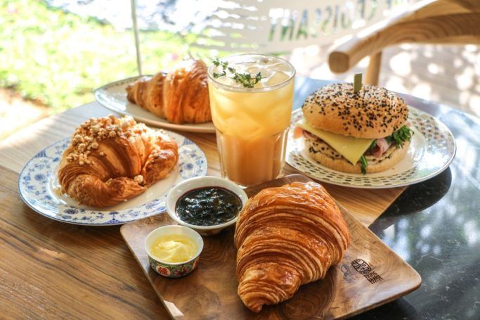 tiong bahru bakery foothills river valley food