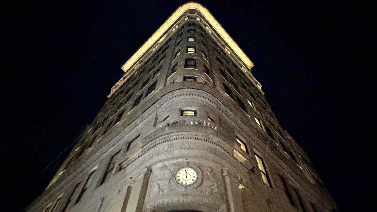 I Stayed At A Luxury Hotel In New York And It Made Me Feel Like A Local