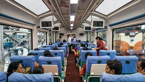 Kashmir Set To Welcome Vistadome Train With Breathtaking 360-Degree Valley Views