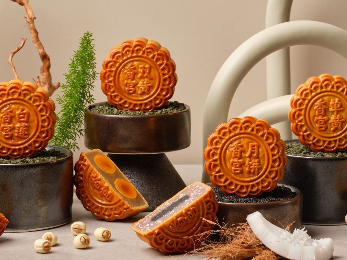 Mid-Autumn Festival: Scrumptious Mooncake Collections To Get