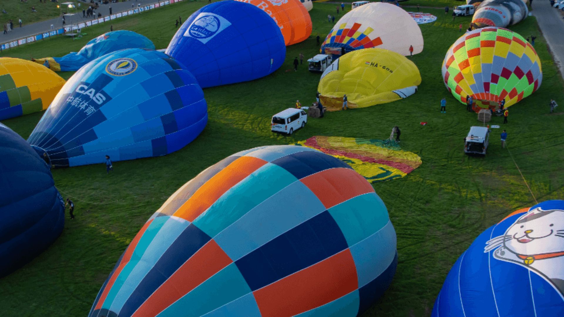 Best Hot Air Balloon Festivals Around The World