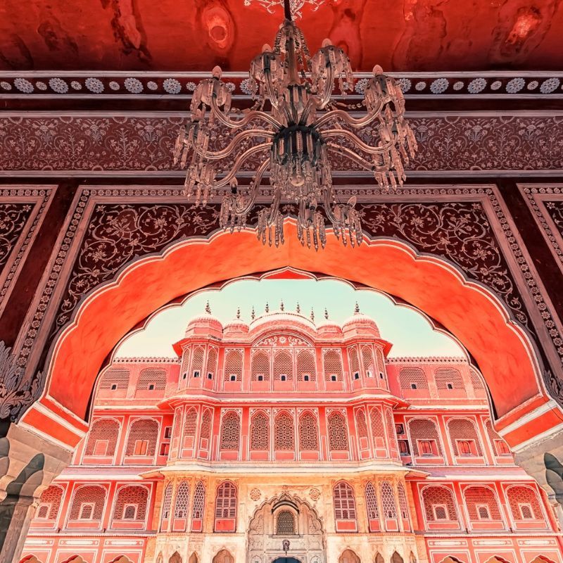 Shopping in Jaipur's Iconic Markets Guide to Rajasthani Retail Revelry