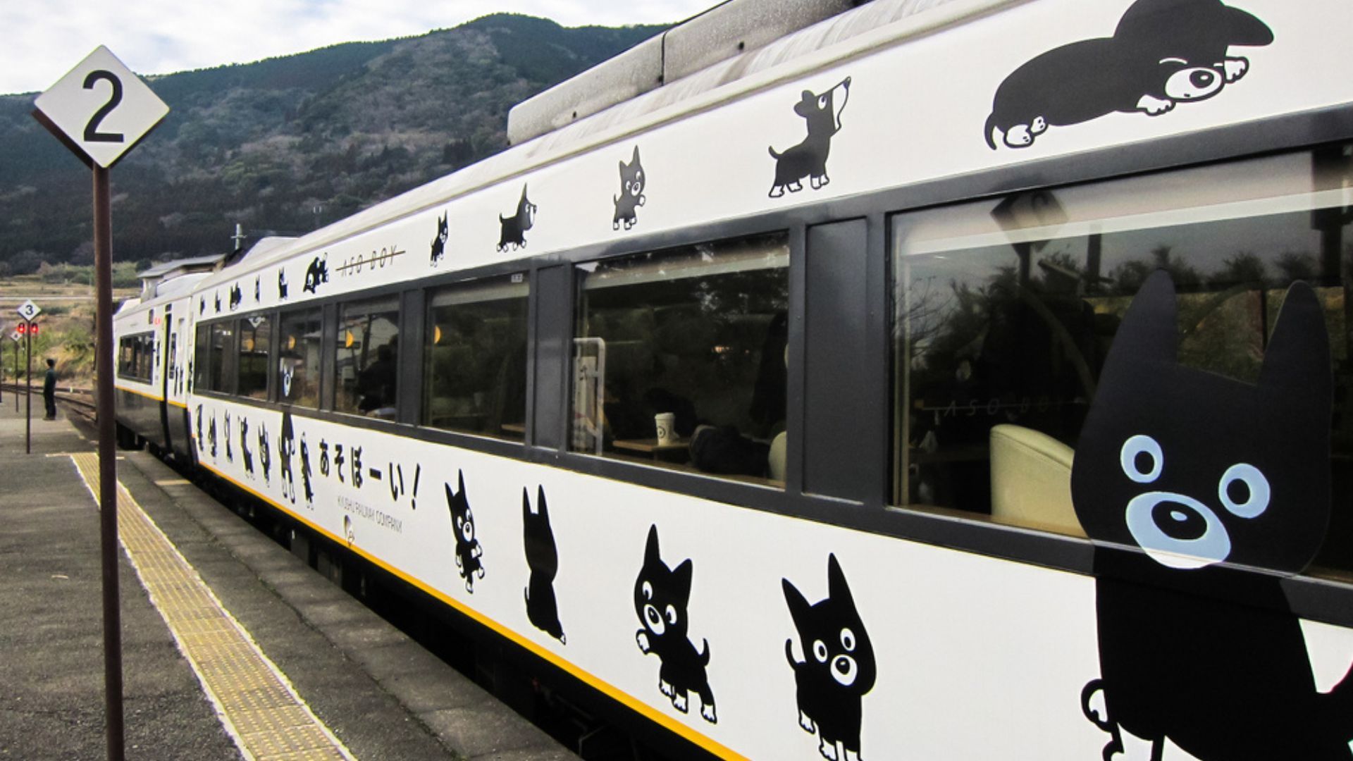 Some Of The Unique trains In Japan