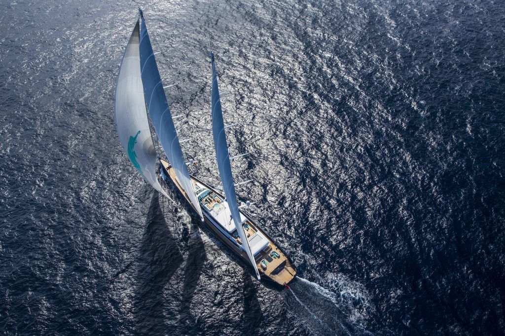 luxury yacht charters rentals