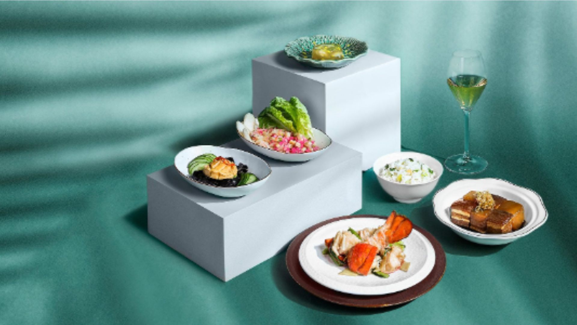 Airlnes with best food - michelin food Cathay Pacific
