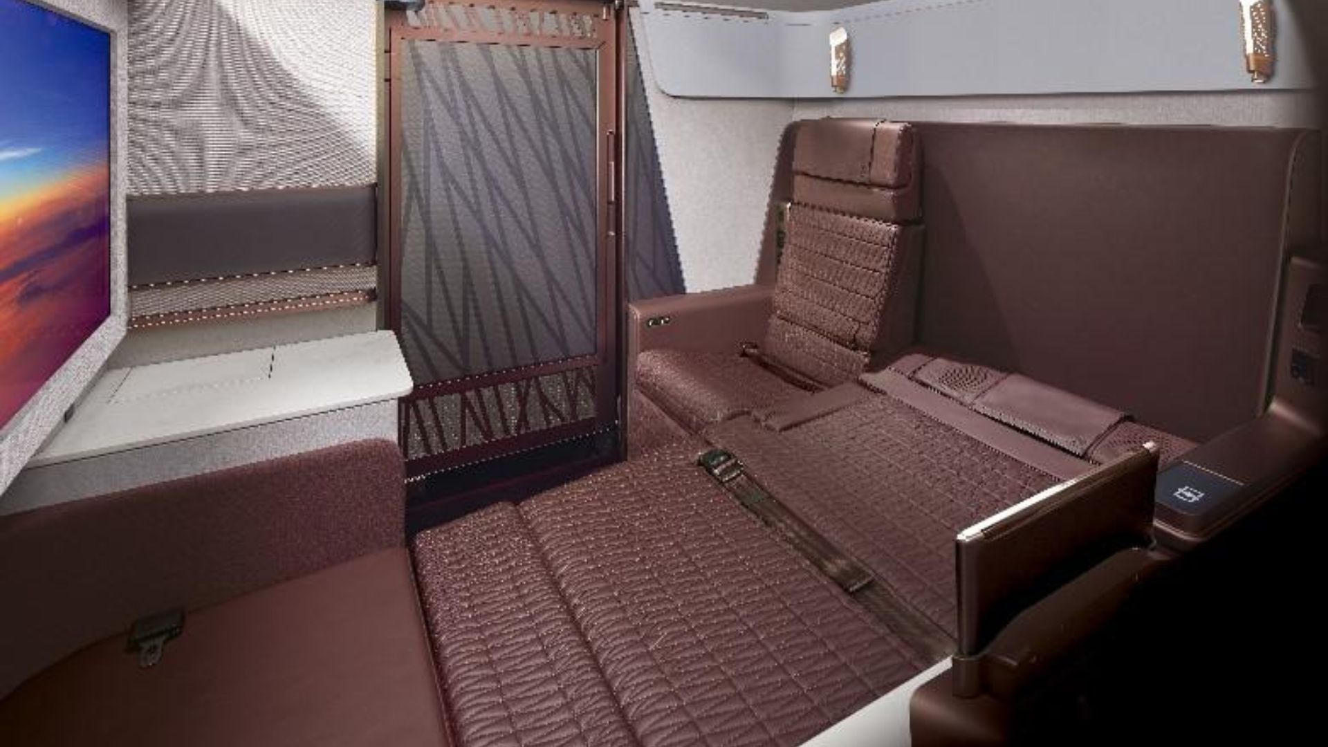 Japan Airlines Unveils Luxurious First Class Cabins On New Aircraft