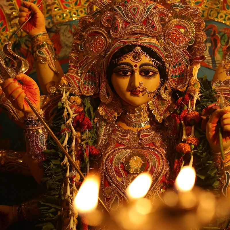 Experience The Essence Of Durga 'Pujo' With 'Dhaak', 'Bhog' And More