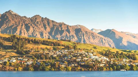 This New Zealand Town Is An All-Season Destination — Here's Why