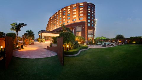 Find Out How Radisson Blu MBD Hotel, Noida Lives Up To Its Two-Decade Legacy Of Luxury