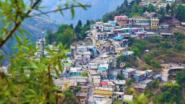 hill stations near Dehradun
