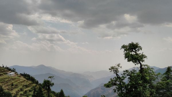 hill stations near Dehradun