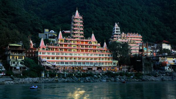 hill stations near Dehradun