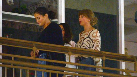 Everything About Sushi Park, The Restaurant Celebs Like Taylor Swift And Selena Gomez Love