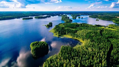 This Private Jet Tour Takes You To The Best Cold Plunge Destinations
