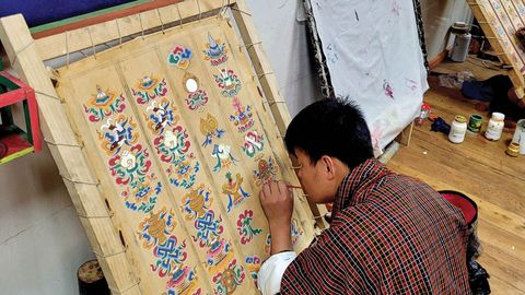 Artisanal tradition: discovery of Bhutan’s cultural heritage through its arts