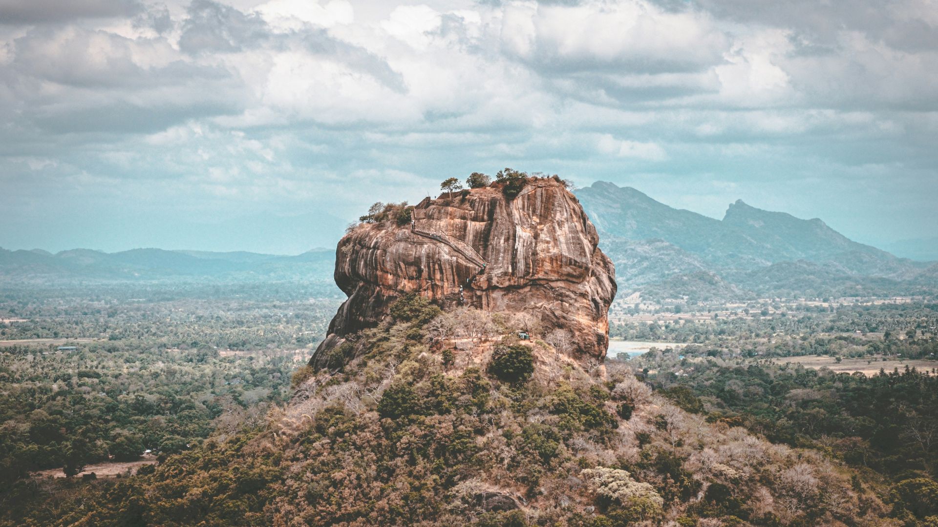 The Cultural Triangle Of Sri Lanka Is A Ruin Hunter's Dream Come True
