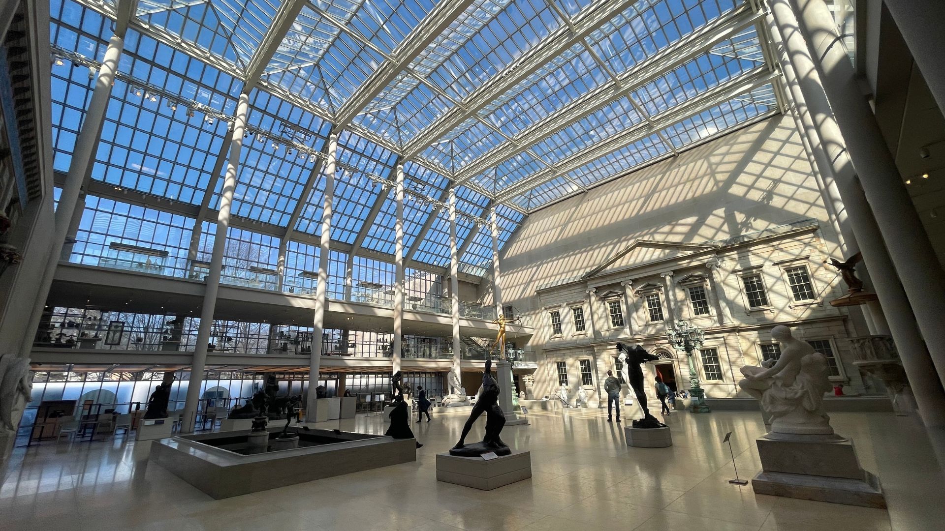 The Met: Guide To Iconic Metropolitan Museum of Art New York - 2024