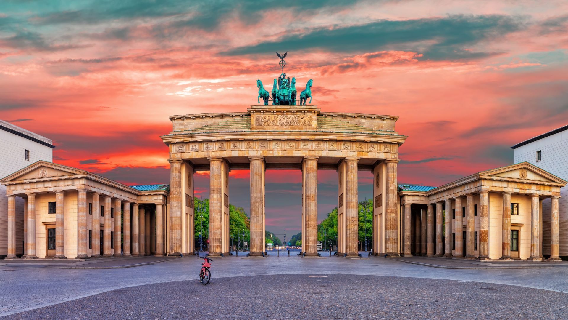 Castle, Museums, Nightlife & Wines: Best Things To Do In Germany 2024