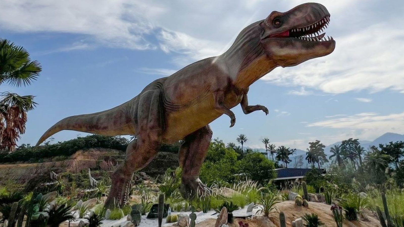 Dino Desert: Asia's Largest Dinosaur Themed Park In Malaysia