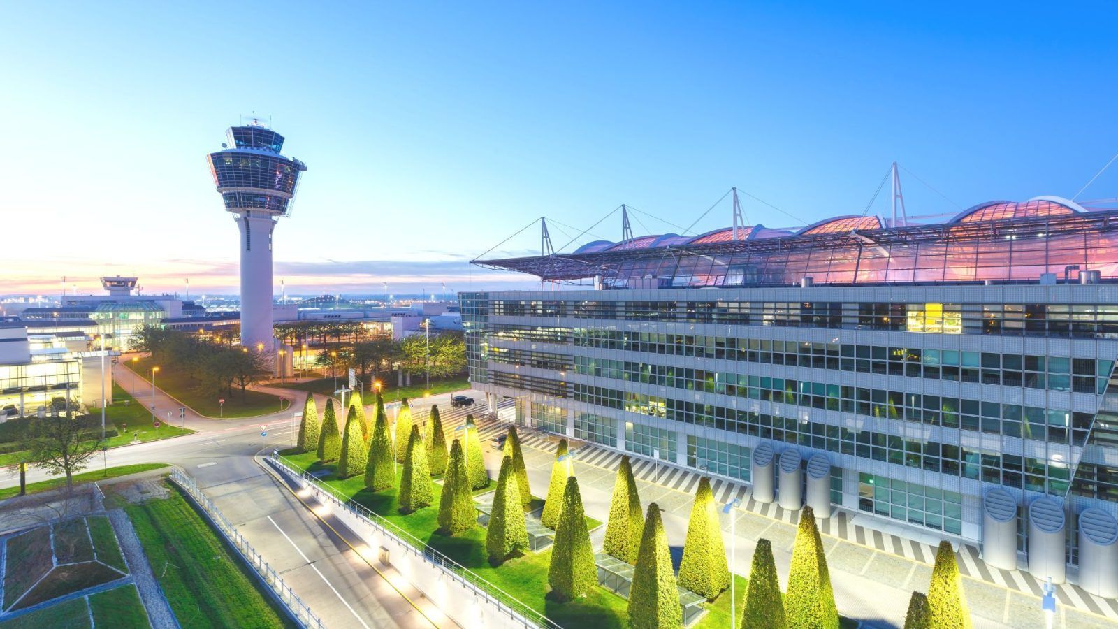Munich International Airport Nordallee München-flughafen www.travelandleisureasia.com