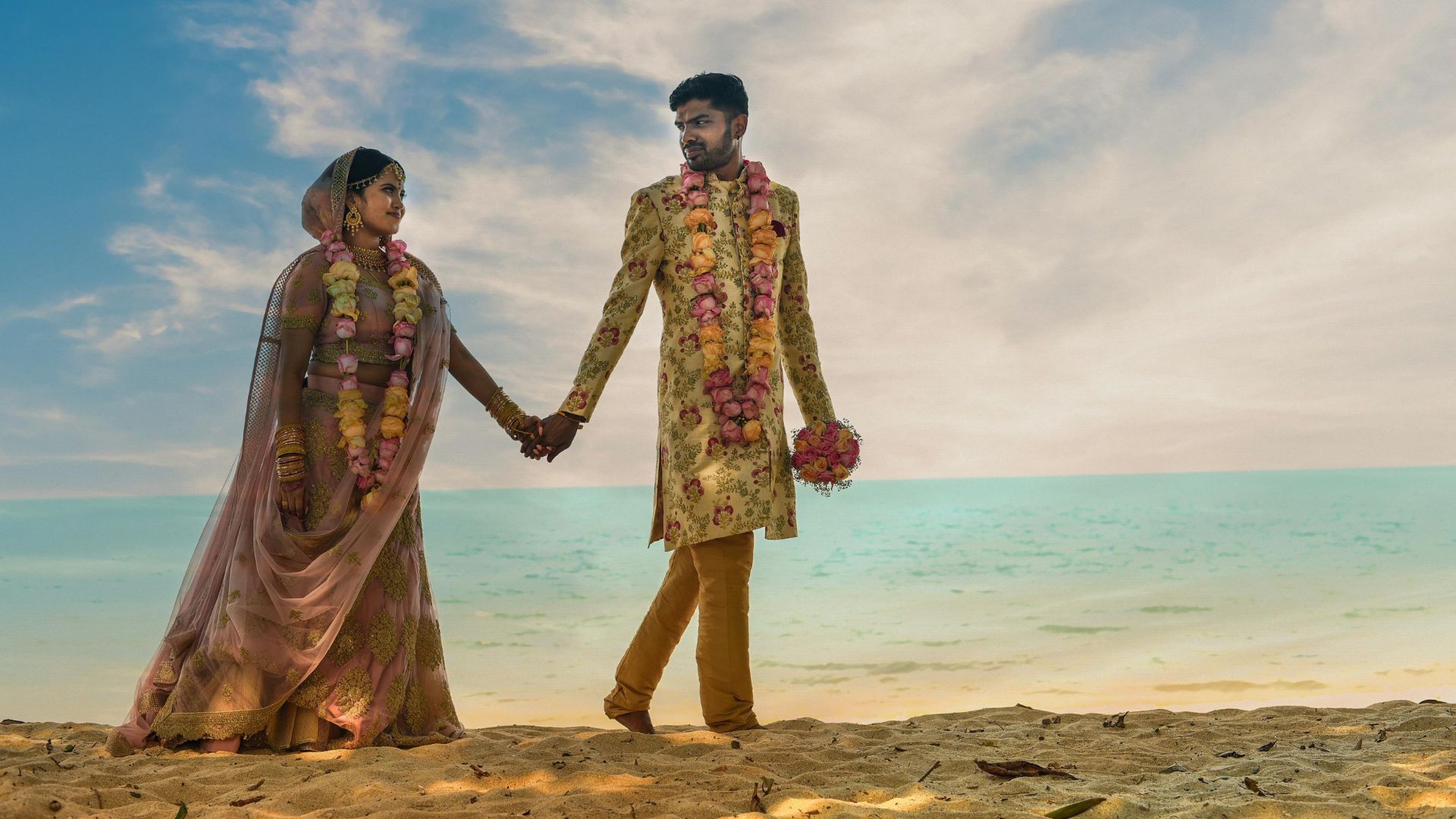 Tying the knot on the beach